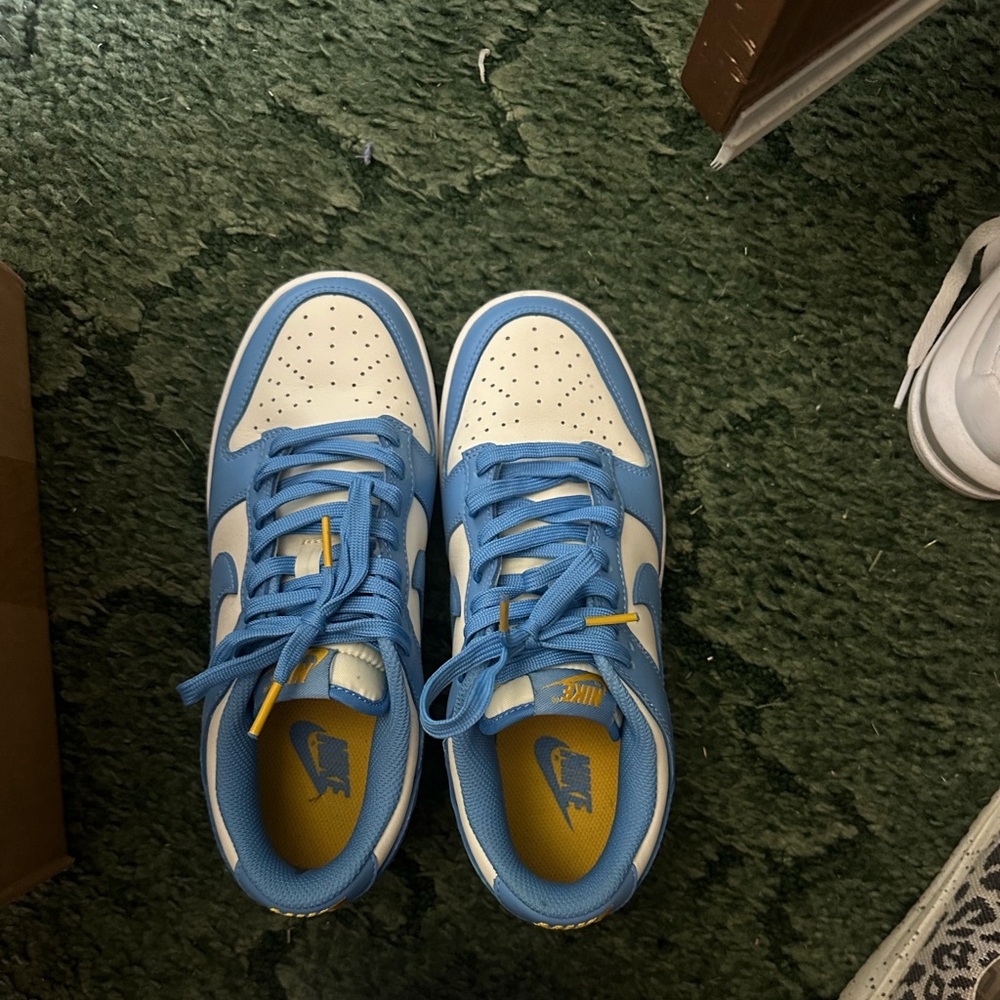 Women’s Nike Dunks ! Only wore a couple of times
